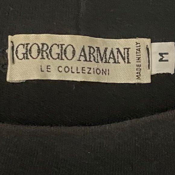 Giorgio Armani Medium Black Crewneck Classic Wool Sweater - Picture 5 of 7
